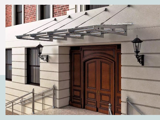 Металлические козырьки от 620 руб. в Сочи